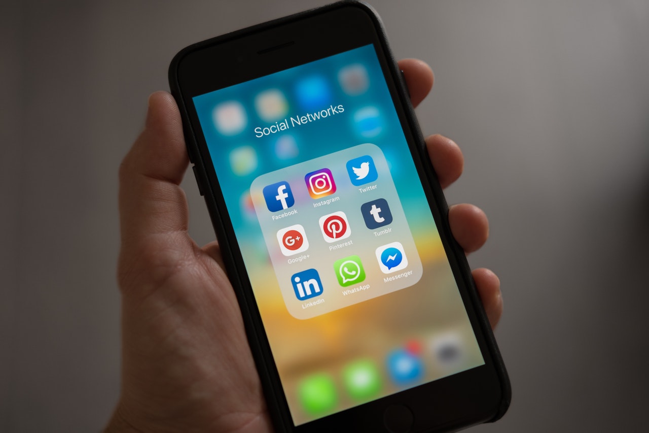 Best New Social Media Job Opportunities - Tuesday 11/03